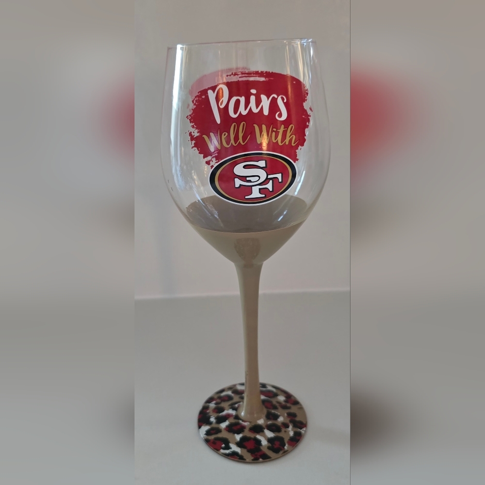 NFL Evergreen San Francisco 49ers Wine Glass Animal Print Base